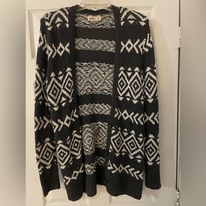 Chunky knit Hollister cardigan!